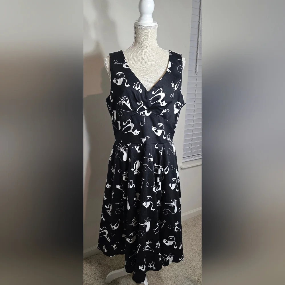 Eva Rose Like New Elegant Black and White Cat Print Dress, Size XL - Picture 2 of 13